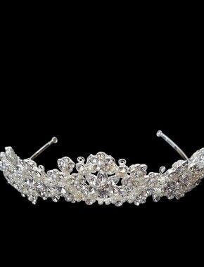 David's Bridal Tiara Headpiece ~ Silver w/ Pearls & Swarovski Crystals MSRP $299